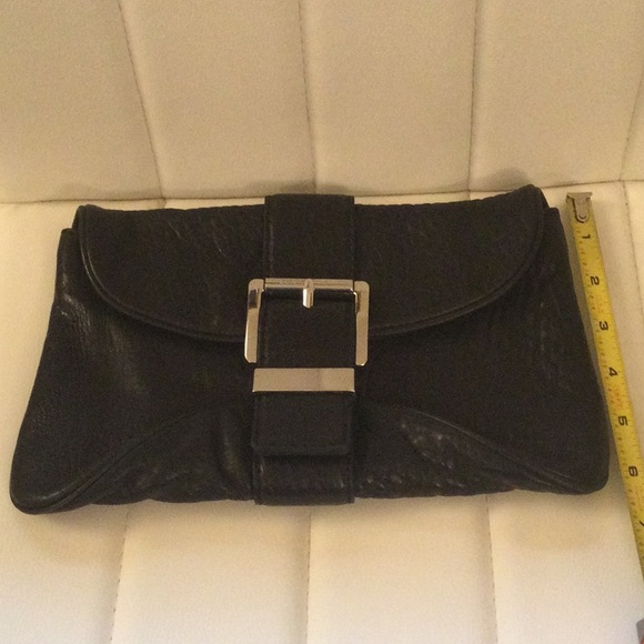 EUC Michael Kors Black Pebbled Clutch - Picture 15 of 16